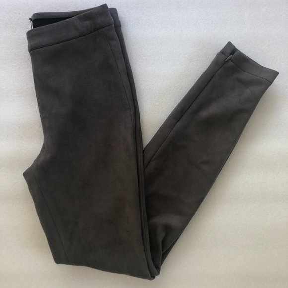 Elie Tahari Roxanna Ultrasuede Legging in Granite - Picture 3 of 10